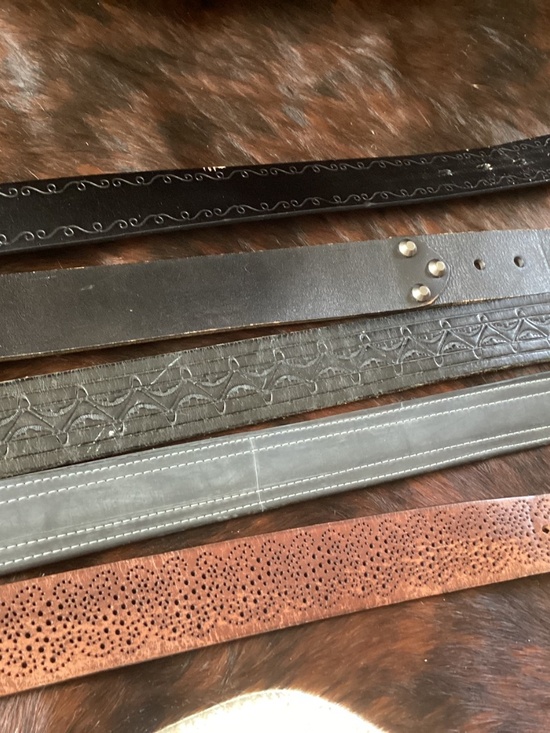 Lot of 5 Belts 3 Heavy Leather & 2 Manmade Great Metal Buckles? main image 5
